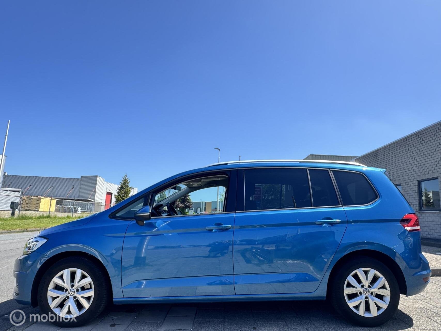 Volkswagen Touran 1.6 TDI SCR Comfortline Edition|DSG Navi, Automatische klimaatregeling, Euro 6, 4 cilinders, Blauw