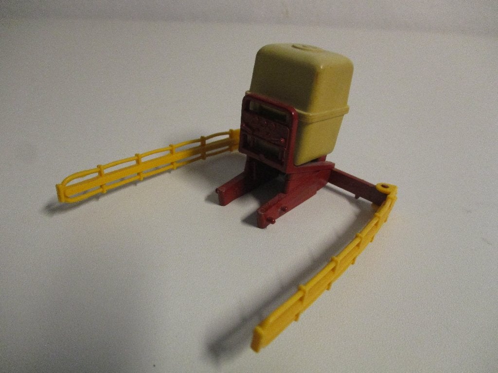 Britains gedragen veldspuitje, Hobby en Vrije tijd, Ophalen of Verzenden, Gebruikt, Tractor of Landbouw, Britains