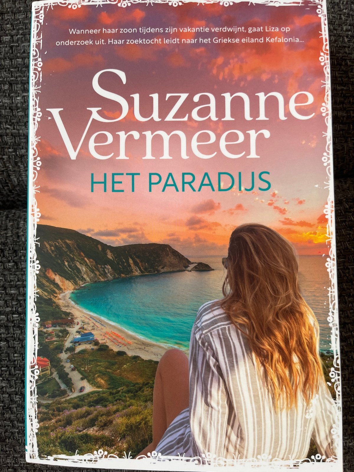 Suzanne Vermeer - Het Paradijs (Zomerse Ontspanning), Ophalen of Verzenden, Zo goed als nieuw, Nederland