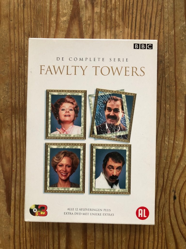 Fawlty Towers DVD box, Alle leeftijden, Seizoen 1, Ophalen of Verzenden, Zo goed als nieuw