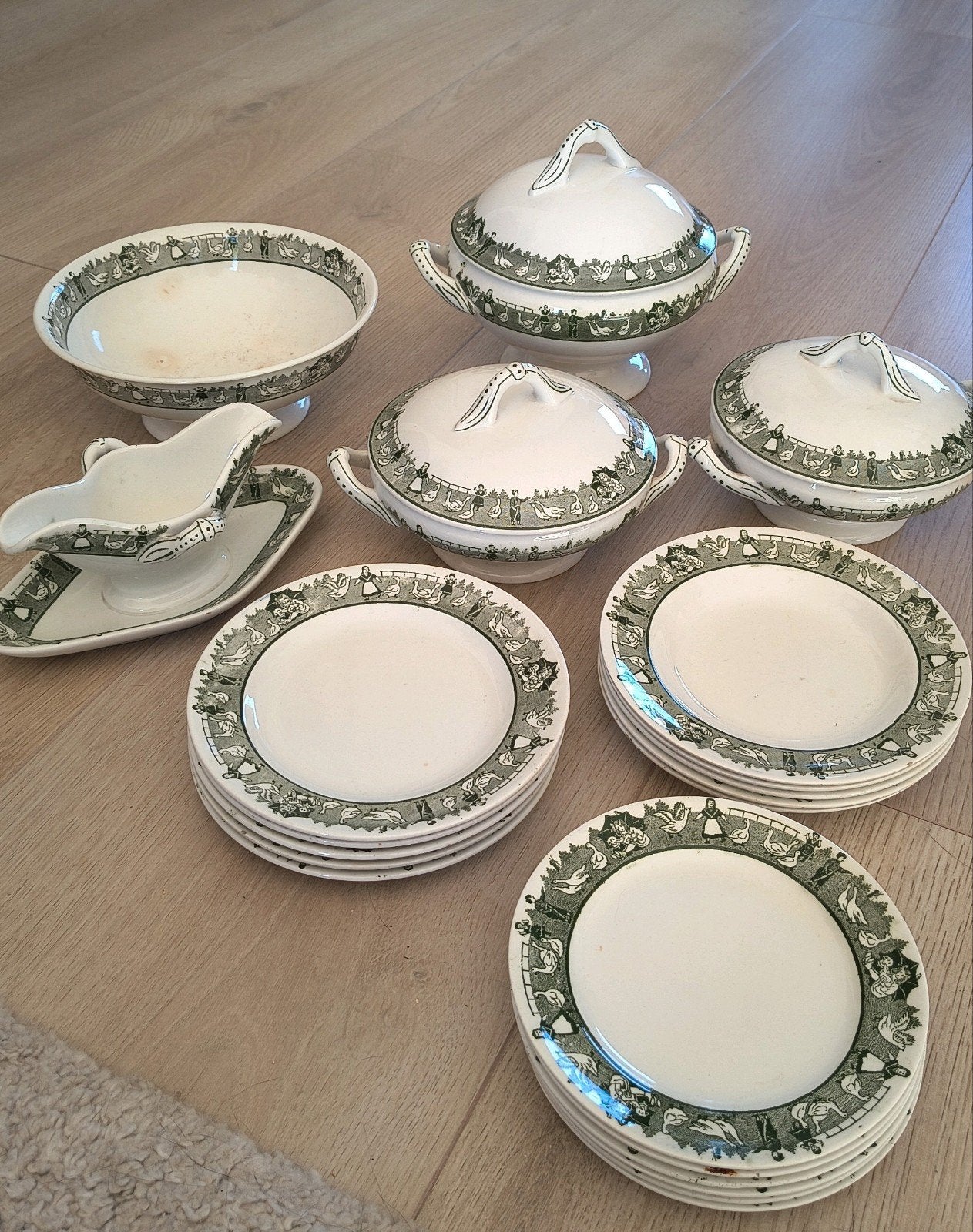 Petrus Regout - kinderservies gans, Ophalen of Verzenden