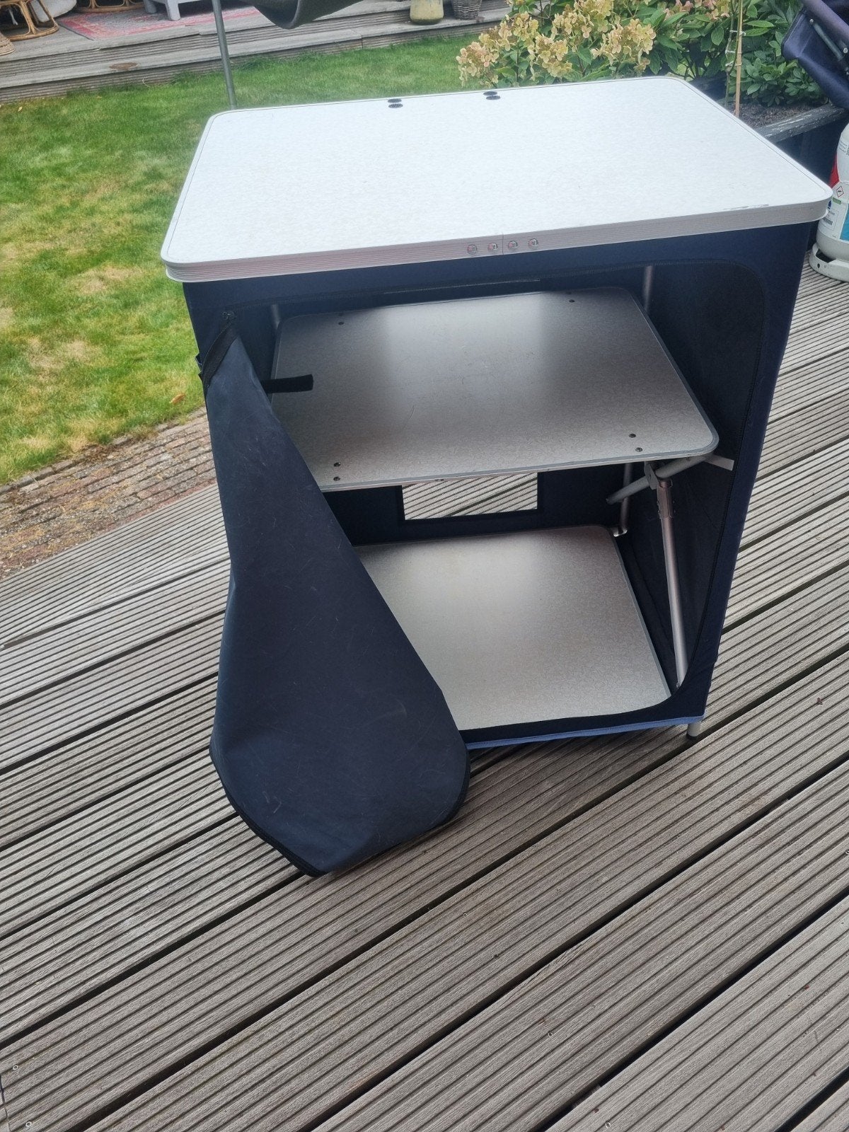 Compacte campingkast met tafelblad - 67x53x86cm, Caravans en Kamperen, Ophalen, Gebruikt