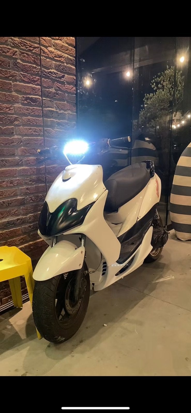 Yamaha jog r DD (evt teruil), Fietsen en Brommers, Ophalen, JogR of RR, Tweetakt, Maximaal 45 km/u