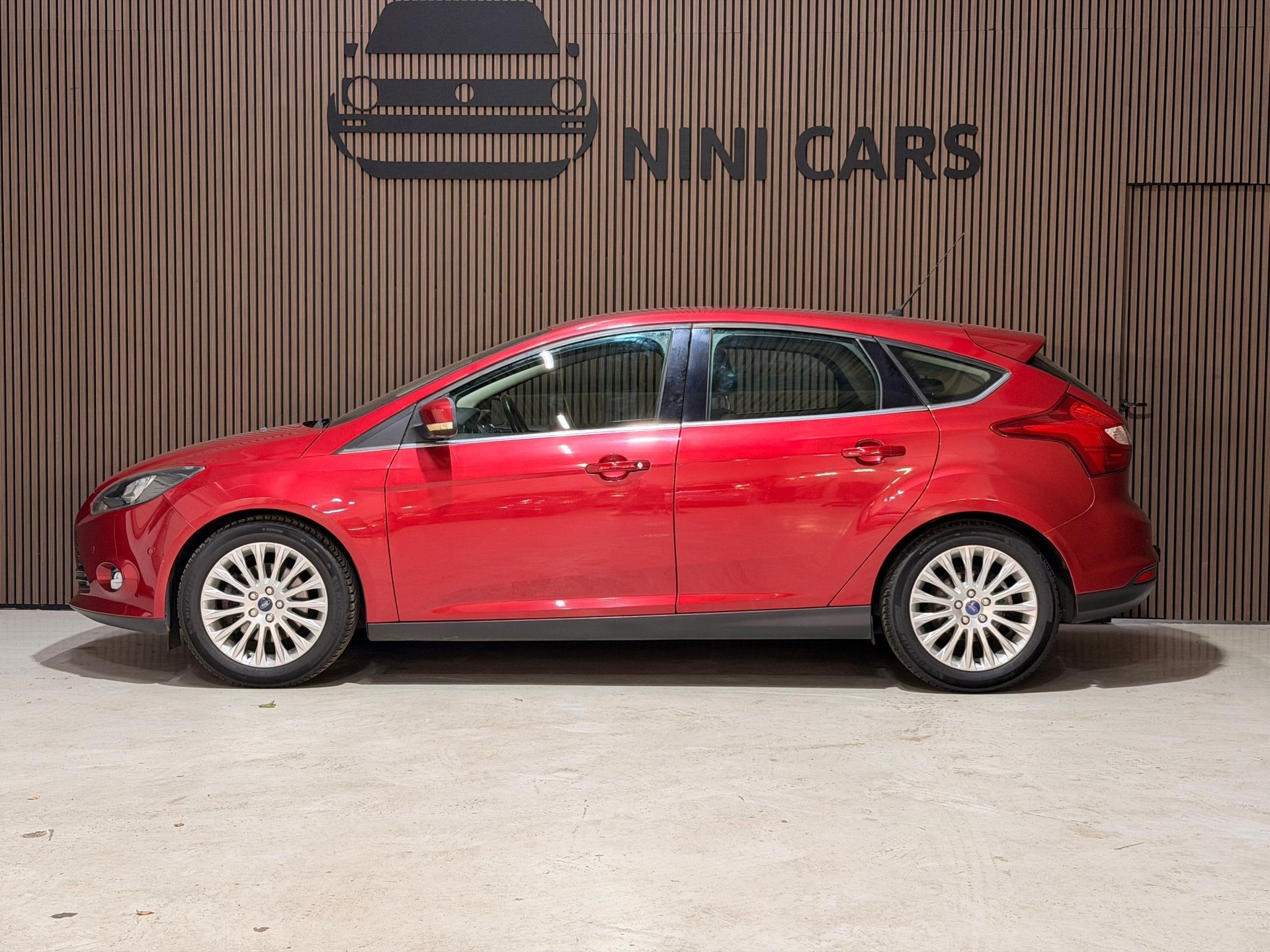 Ford Focus 1.6 EcoBoost First Edition, 2de eigenaar, Auto's, Gebruikt, 150 pk, Leder en Stof, Bedrijf