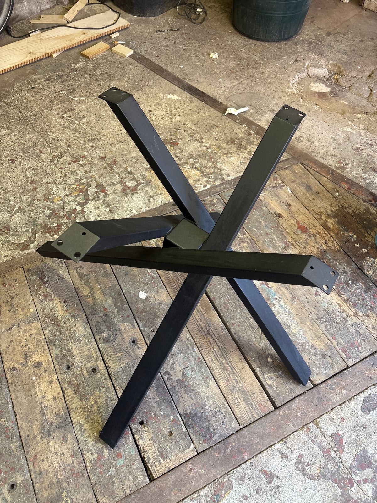 Zwarte metalen tafelpoot - Stervormig onderstel, Huis en Inrichting, Tafelonderdelen, Ophalen, Tafelpoot, 50 tot 100 cm, 50 tot 100 cm