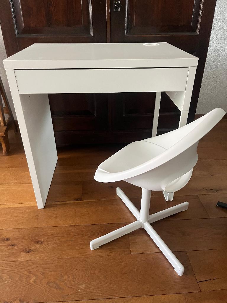 Kinderbureautje + stoeltje, Kinderen en Baby's, Kinderkamer | Tafels en Stoelen, Ophalen, Gebruikt, Tafel(s) en Stoel(en)