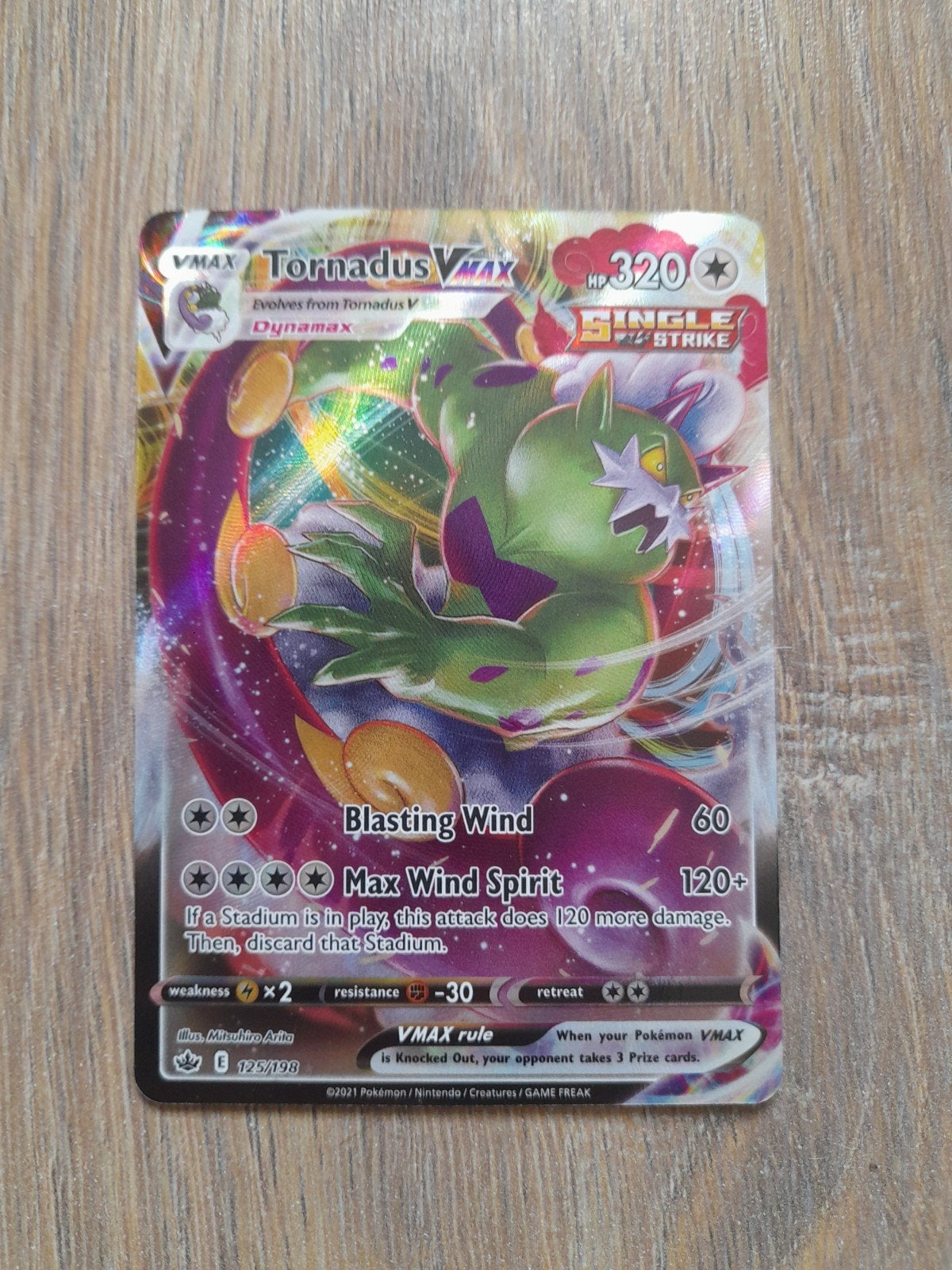 Tornadus VMAX Pokémon Kaart - Single Strike, Ophalen of Verzenden, Zo goed als nieuw, Losse kaart