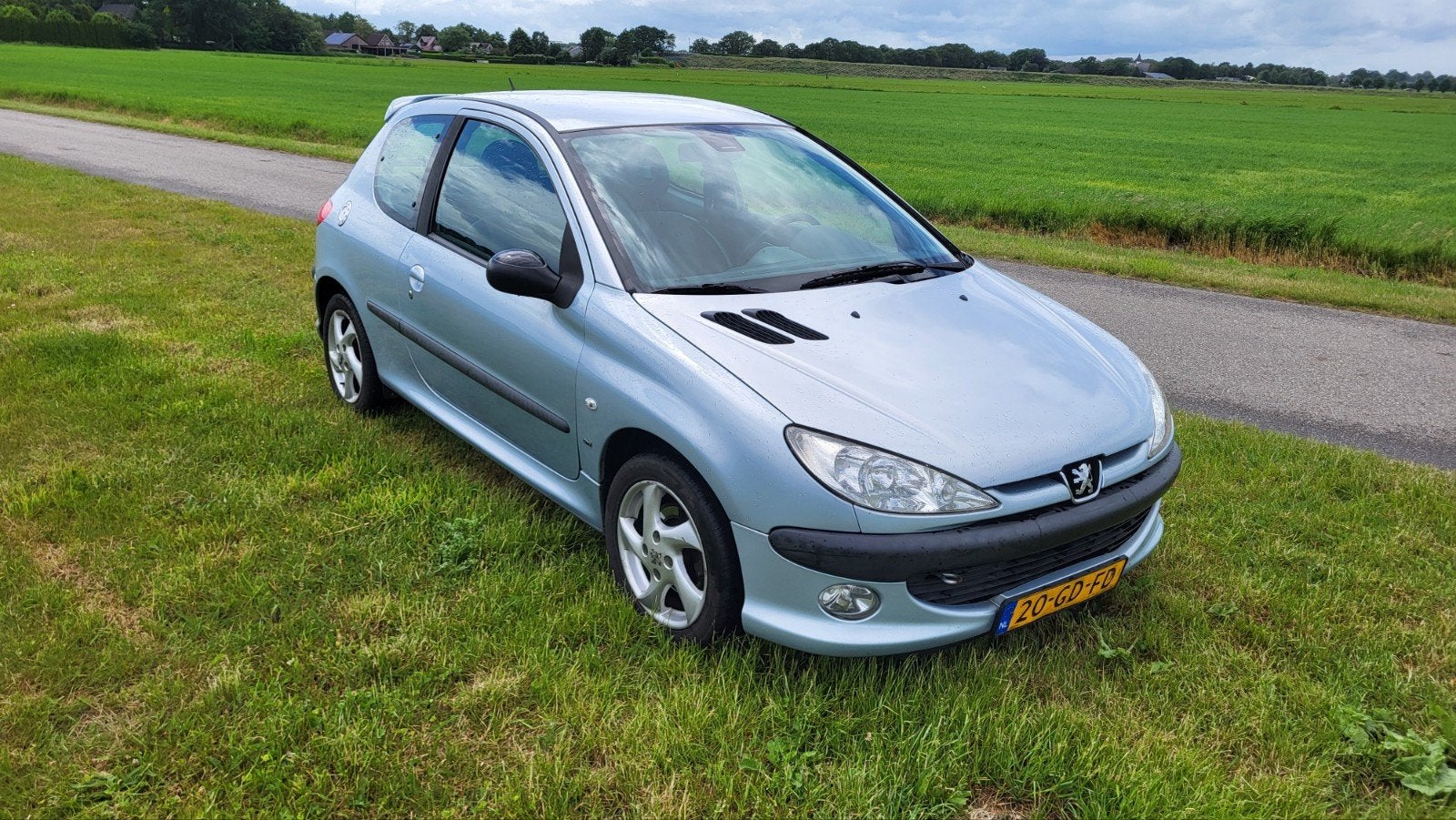 Peugeot 206 2.0 16V GTI, 2000, Auto's, Peugeot, 1025 kg, 40 €/maand, 4 cilinders, Blauw