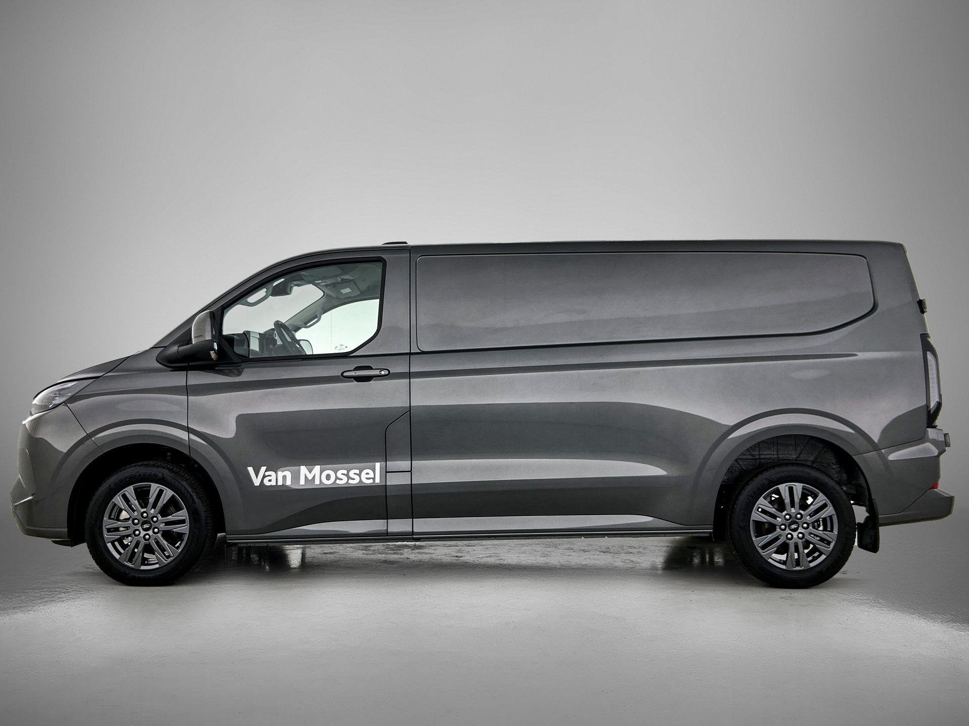 Ford Transit Custom 320 2.5 PHEV L2H1 Limited | Trekhaak Weg, Auto's, Dealer onderhouden, 4 cilinders, Met garantie (alle), Bedrijf