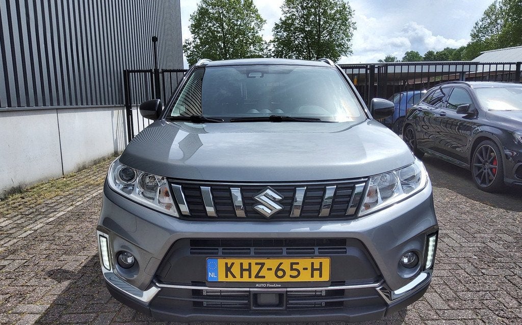 Suzuki Vitara 1.0 Boosterjet Allgrip S|afb trekhaak|AUTOMAAT, Auto's, Suzuki, Automaat, Stof, Gebruikt, Met garantie (alle)