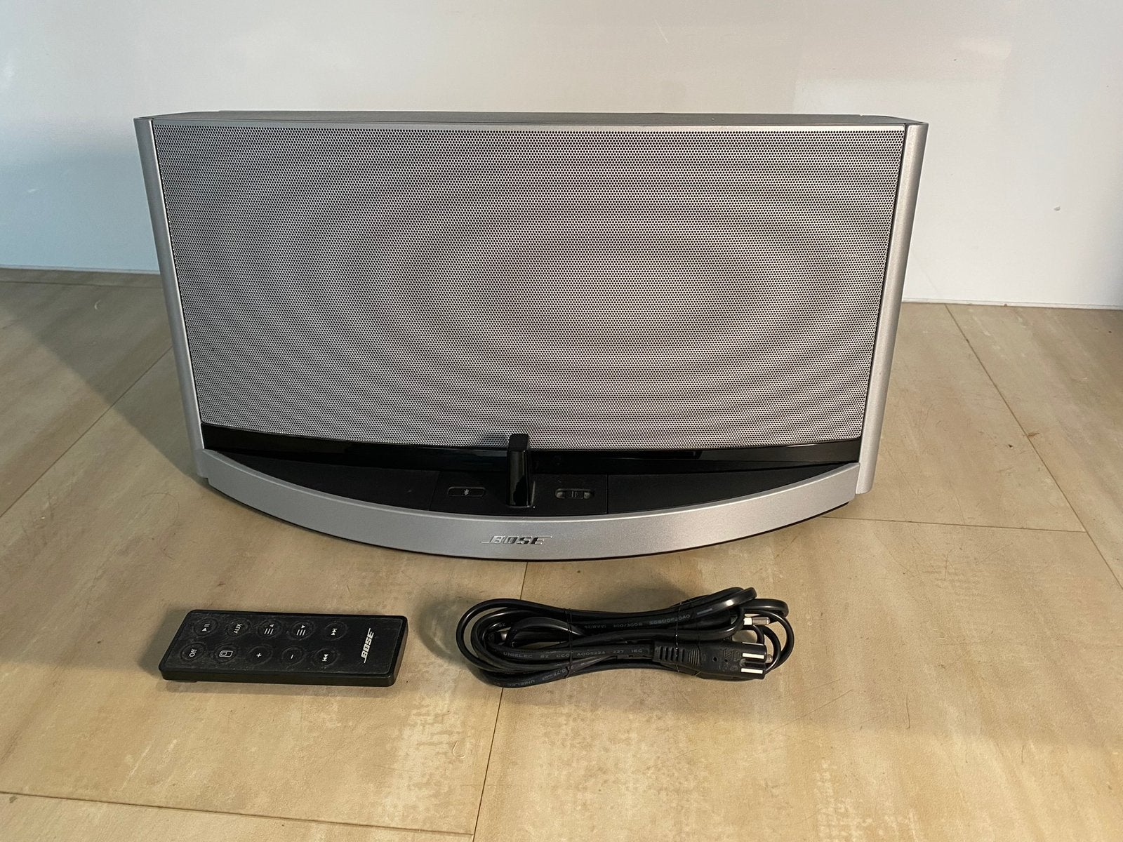 Bose sounddock 10 Bluetooth - meest krachtige bose speaker, Ophalen of Verzenden, Minder dan 60 watt, Bose