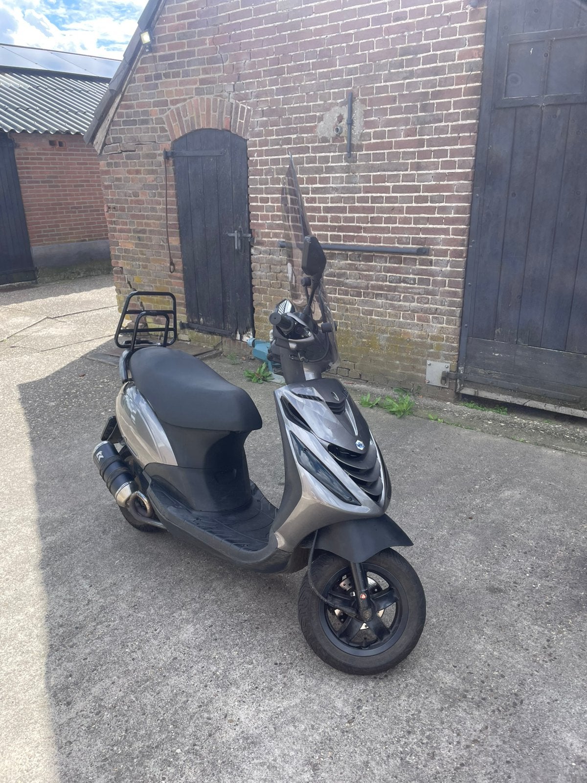 Piaggio zip 50cc 4t, Ophalen, Zo goed als nieuw, Benzine, Zip