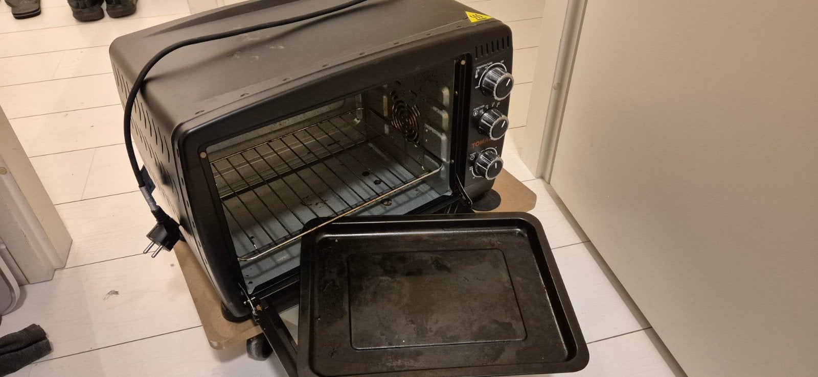 Tomado Mini-oven - Compact en Handig, Minder dan 45 cm, Ophalen of Verzenden, Mini-oven, Gebruikt