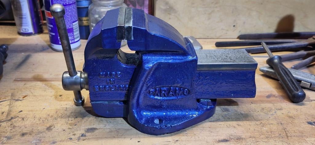 Paramo No. 1 Hi-Duty bankschroef - Made in England, Doe-het-zelf en Verbouw, Gereedschap | Handgereedschap, Ophalen, Gebruikt