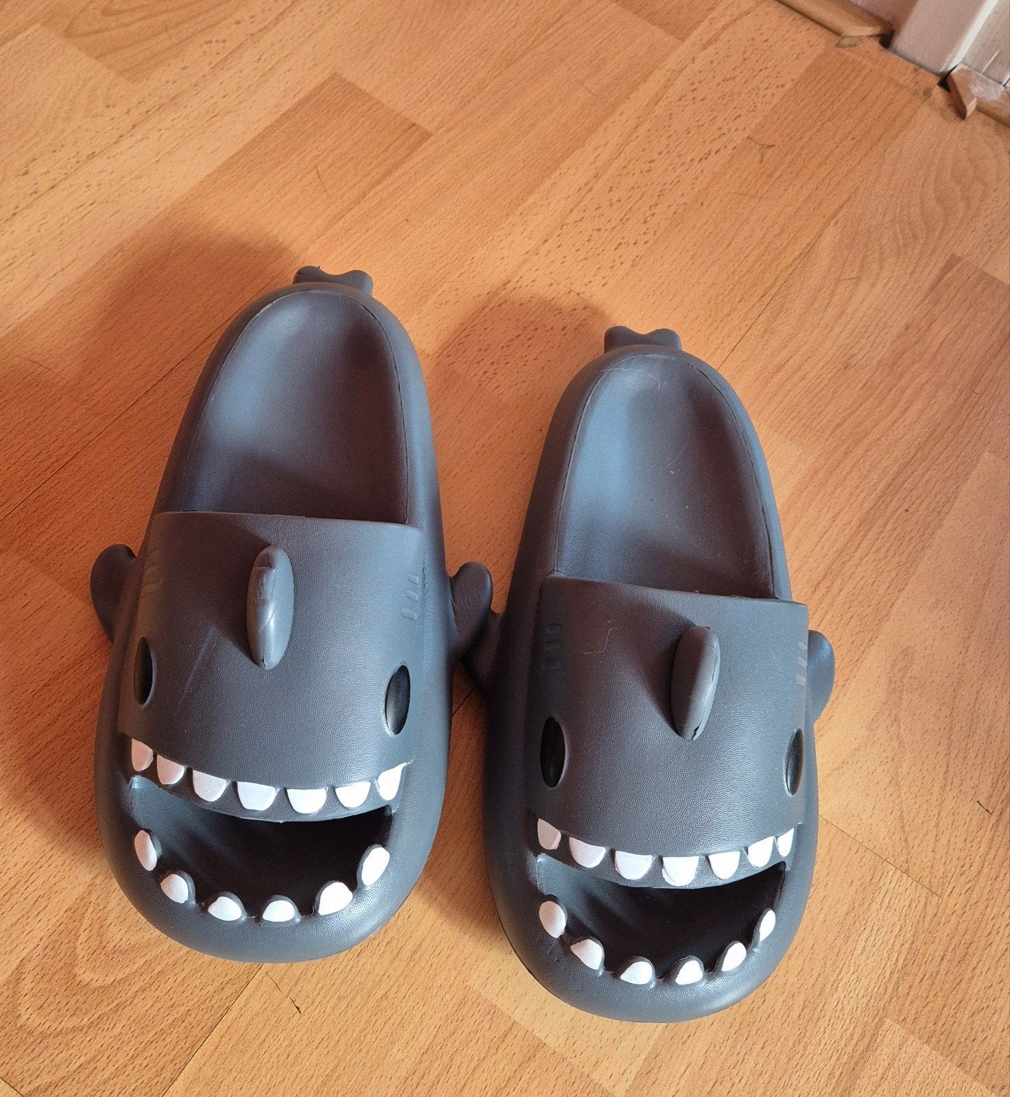 Unisex Haai Slippers Maat 40-41 - Nieuw, Slippers, Overige kleuren, Nieuw, Ophalen of Verzenden