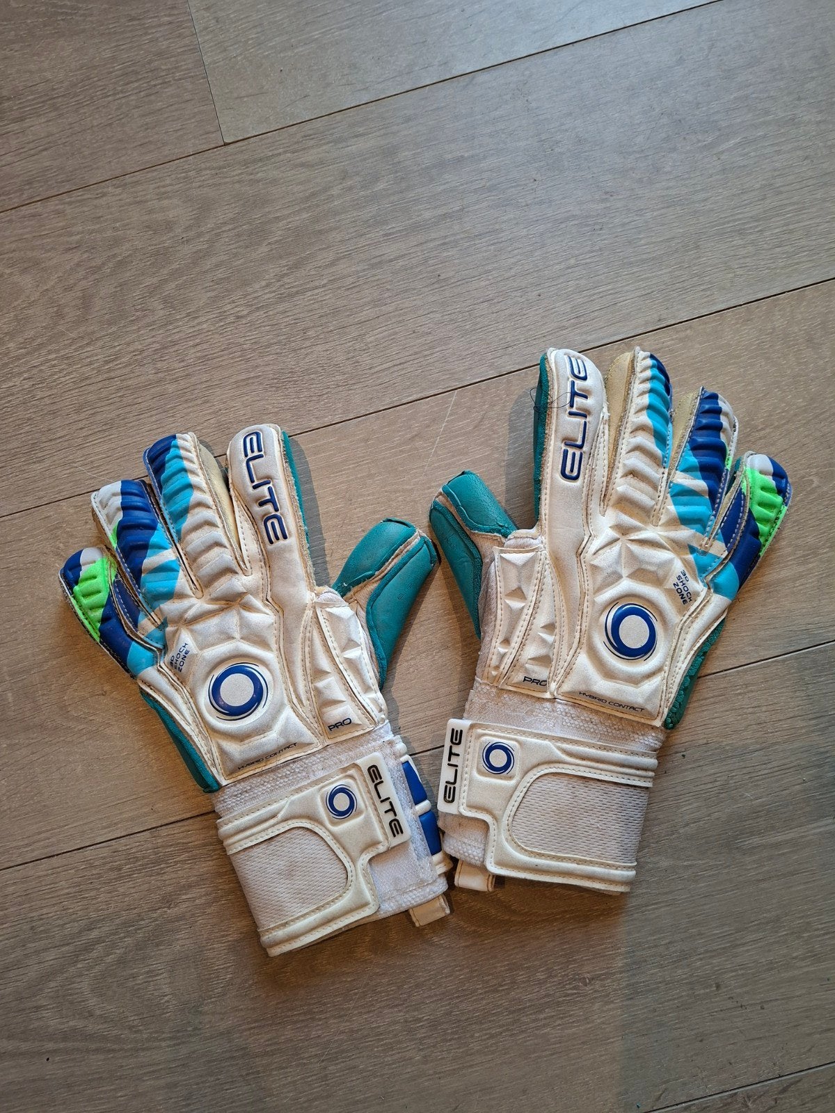 match worn nienke olthof, Ophalen of Verzenden, Nieuw, Jongen of Meisje, Muts