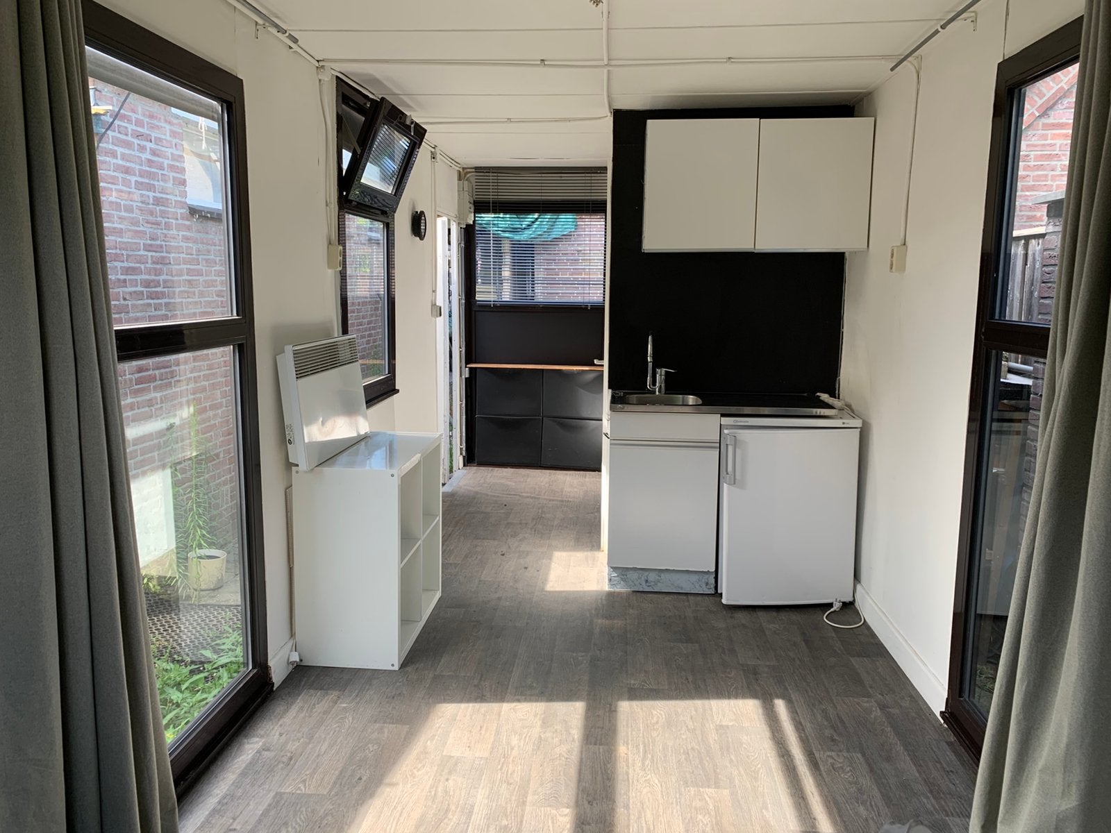 Bouw container met douche , toilet en pantry, Ophalen