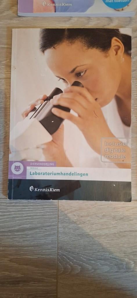 Schoolboeken Paraveterinair, Ophalen, Overige vakken, Diverse auteurs, Zo goed als nieuw