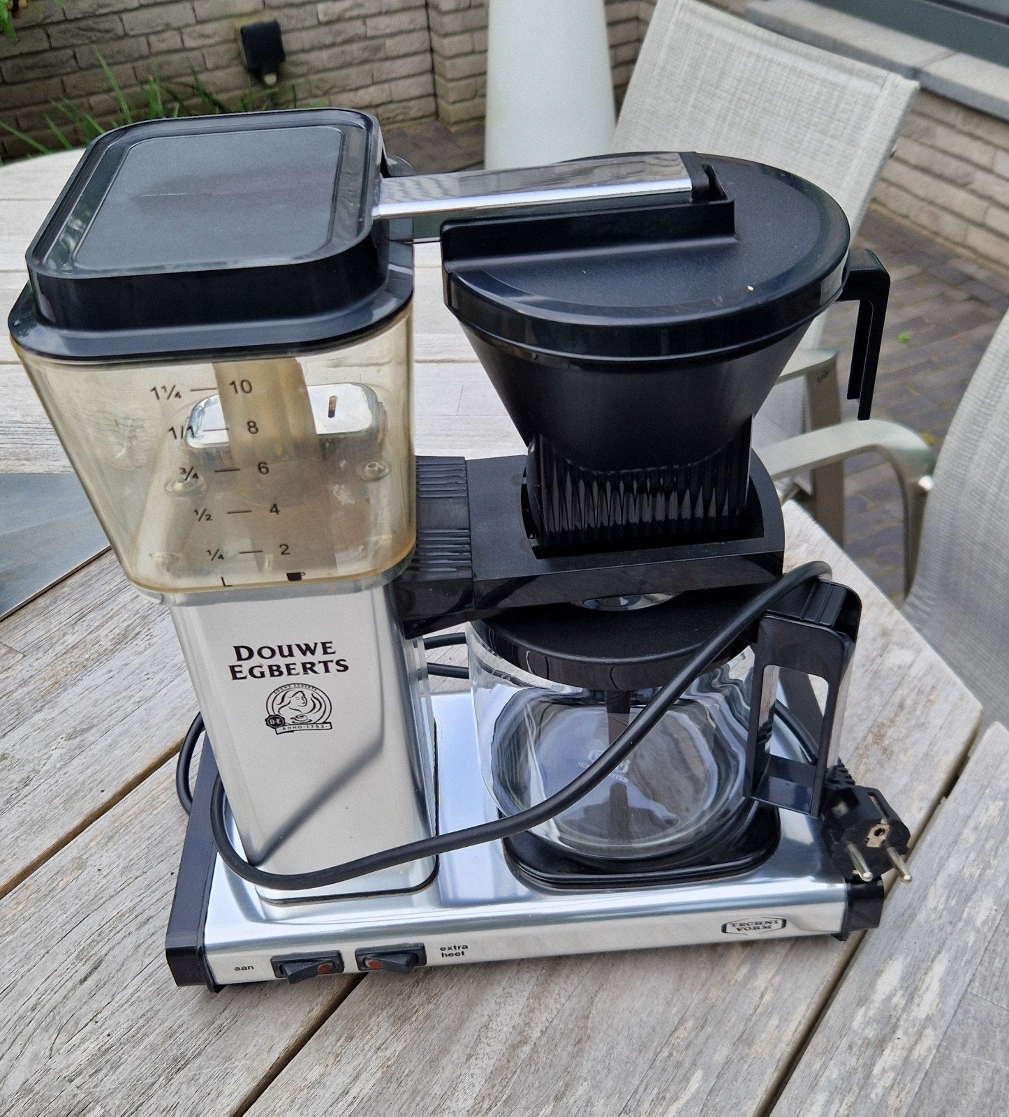 Douwe Egberts Koffiezetapparaat - Klassiek Model, Ophalen, Afneembaar waterreservoir, Gebruikt, Koffiemachine