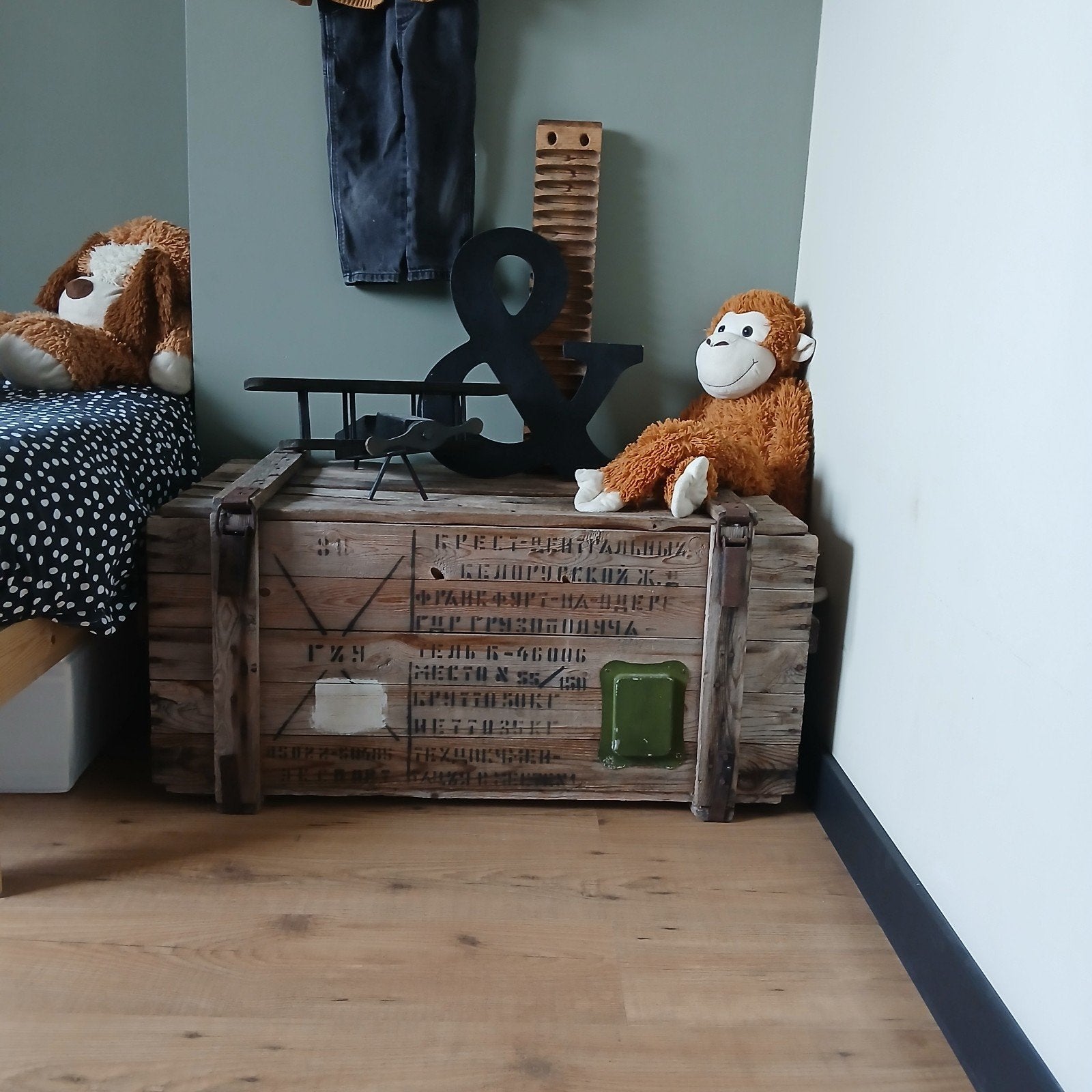 Oude legerkist van hout, Huis en Inrichting, Woonaccessoires | Kisten, Ophalen, Gebruikt, Overige houtsoorten
