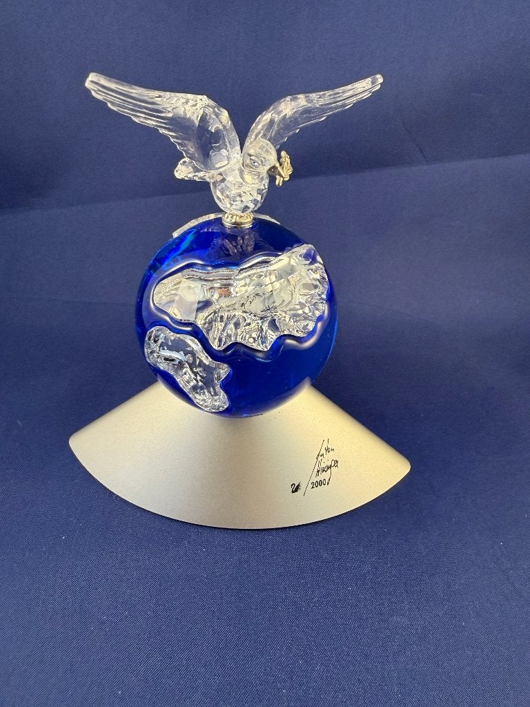 Swarovski Crystal Planet - Millennium Editie, Ophalen of Verzenden, Zo goed als nieuw, Figuurtje
