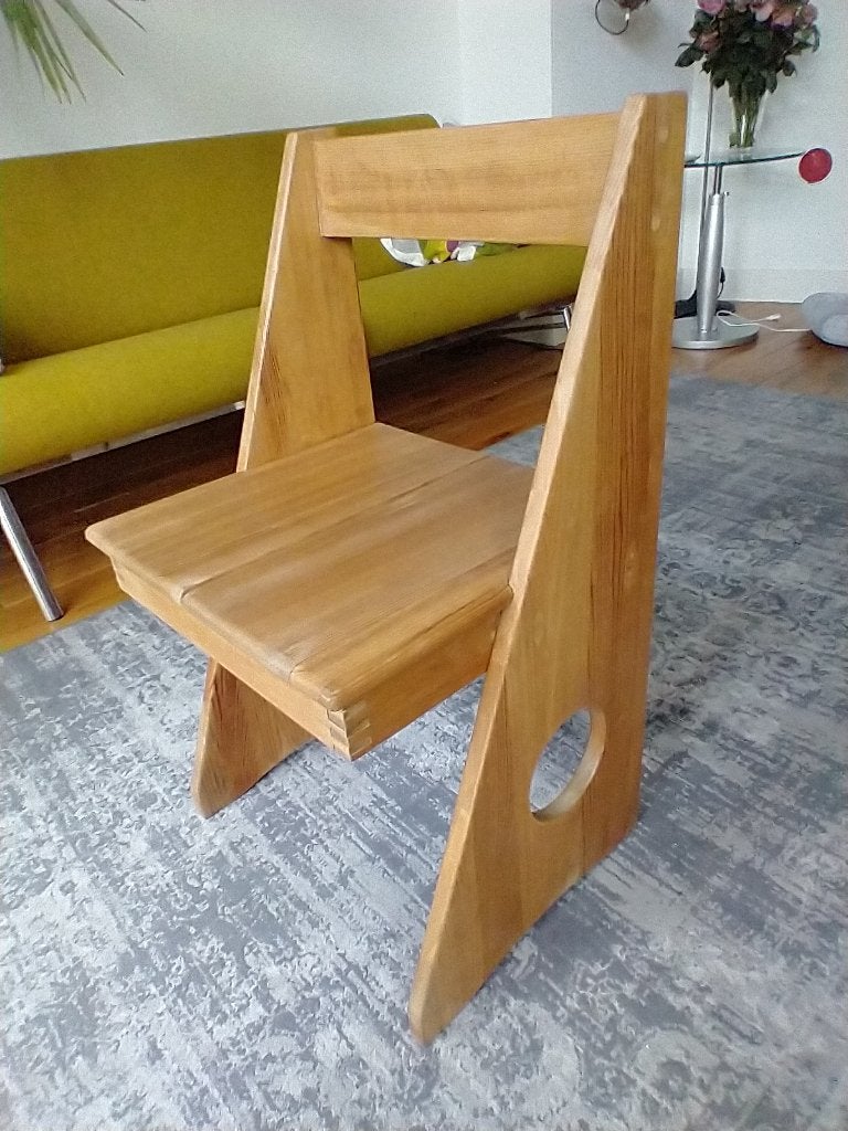 Brutalistische stoel van Gilbert Marklund, Huis en Inrichting, Stoelen, Ophalen, Gebruikt, Bruin, Brutalistisch