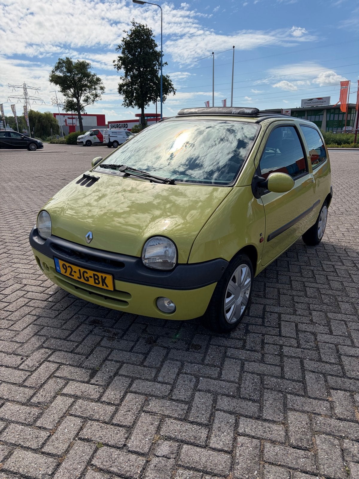 Renault Twingo 1.2 16V Dyna2002 Geel/Groen, Auto's, Voorwielaandrijving, 4 cilinders, 4 stoelen, Handgeschakeld