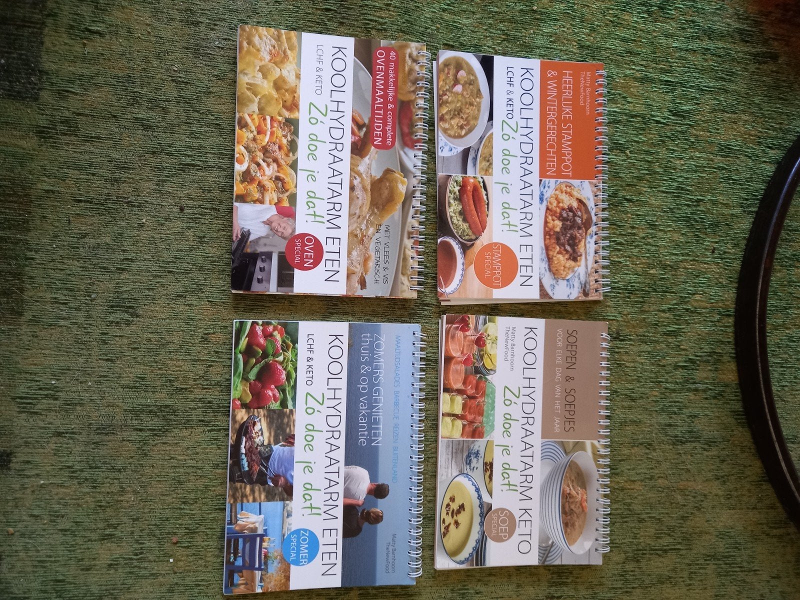 Koolhydraatarm keto/ The new food   4 specials, Boeken, Kookboeken, Ophalen of Verzenden, Nieuw