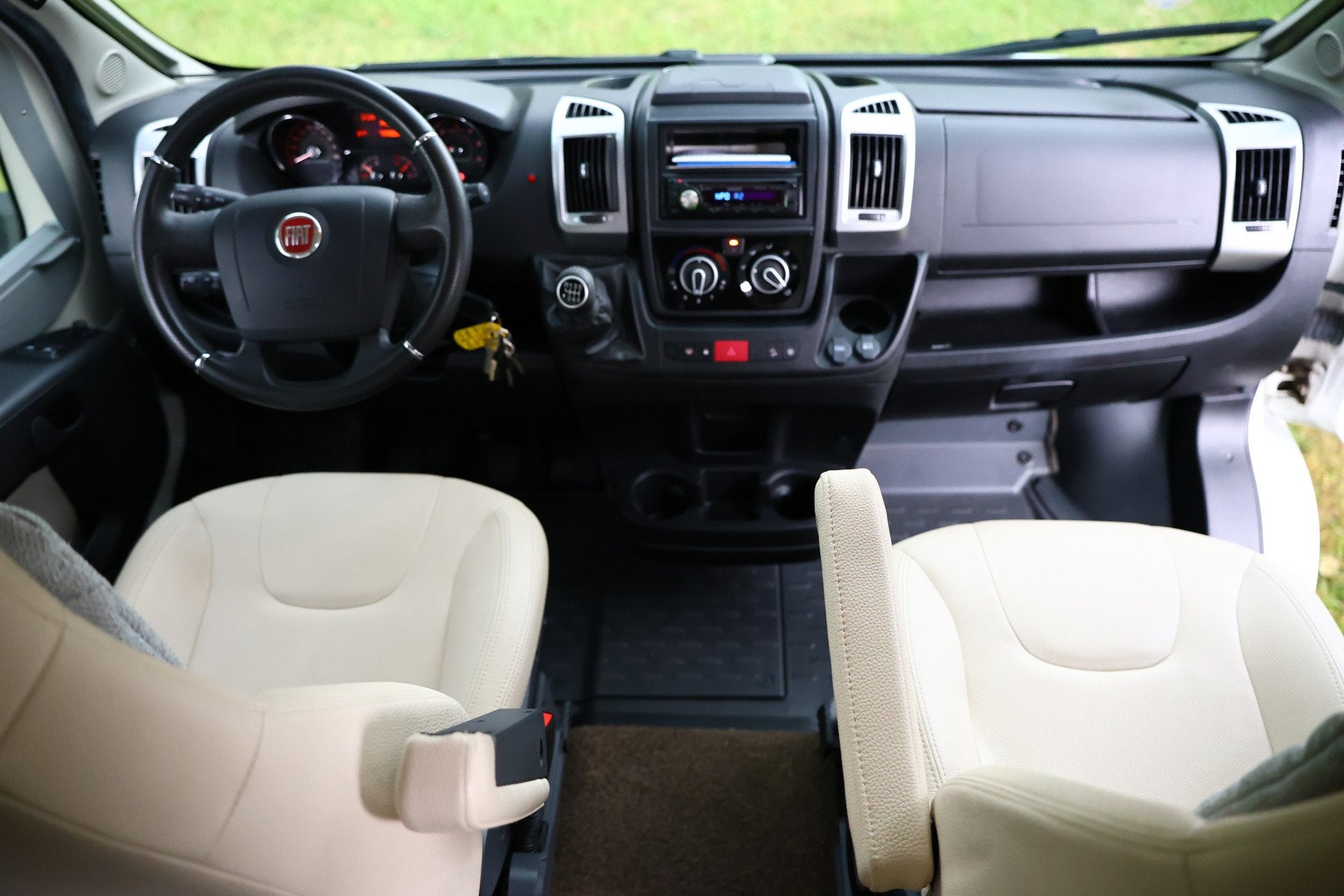 Bürstner Ducato Brevio Camper AVM AIRCO CRUISE CONTROL LAC, Airbags, Luifel, Airconditioning, Bedrijf
