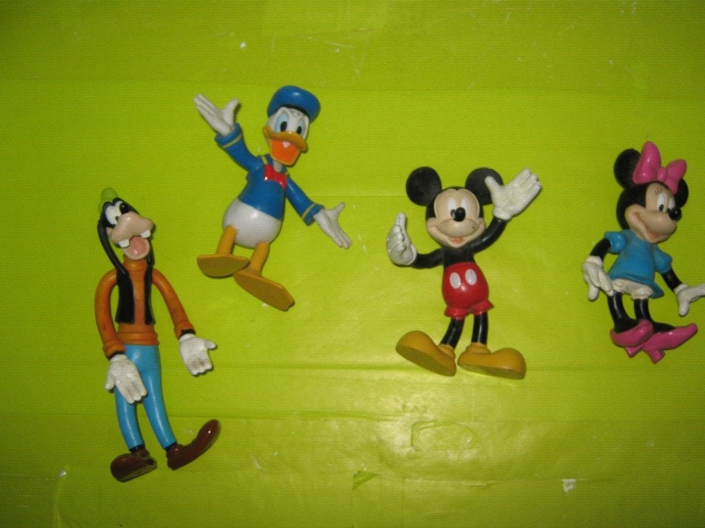 DISNEY POPPETJES SAMEN €0,50! OPBRENGST VOEDSELBANK!, Ophalen, Gebruikt