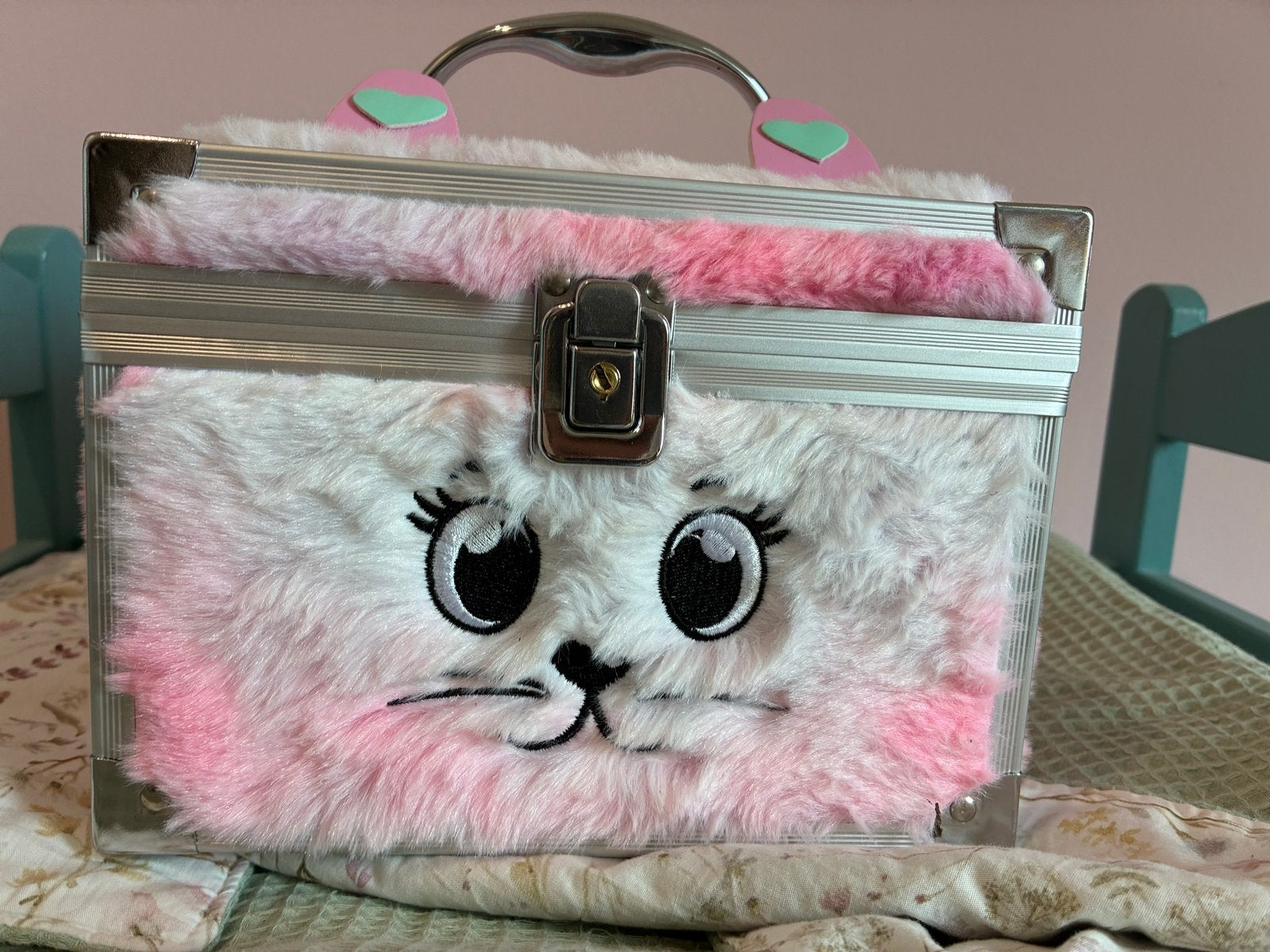 Leuke roze en witte pluche make-up koffer met kattengezicht, Ophalen, Zo goed als nieuw, Roze, Met slot