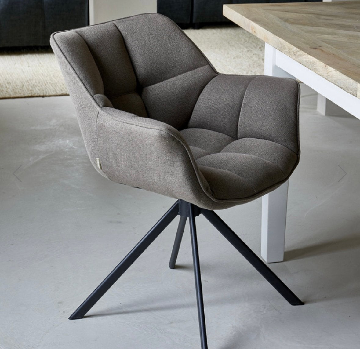 4 x Riviera maison draaibare eetkamerstoel nieuw, Huis en Inrichting, Stoelen, Ophalen of Verzenden, Zo goed als nieuw, Overige kleuren