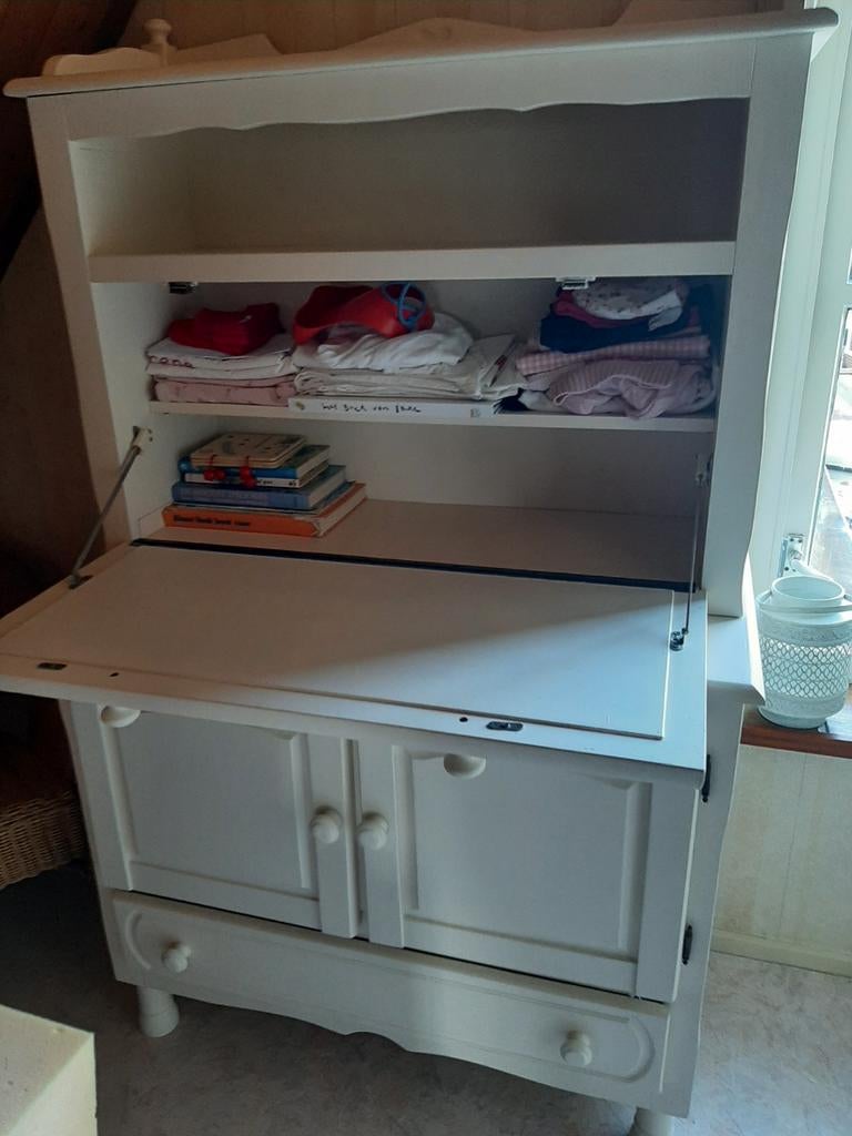 Commode en ledikantje, Ophalen, Gebruikt, Ledikant