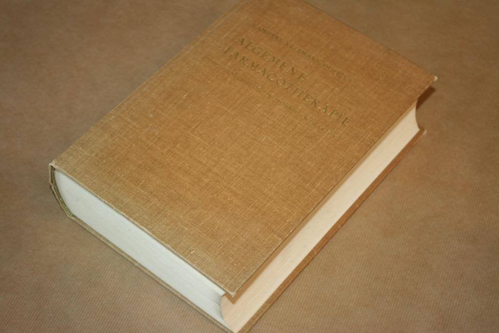 Algemene Farmacotherapie Geneesmiddel theorie praktijk 1961, Boeken, Ophalen of Verzenden, Gelezen, Natuurwetenschap