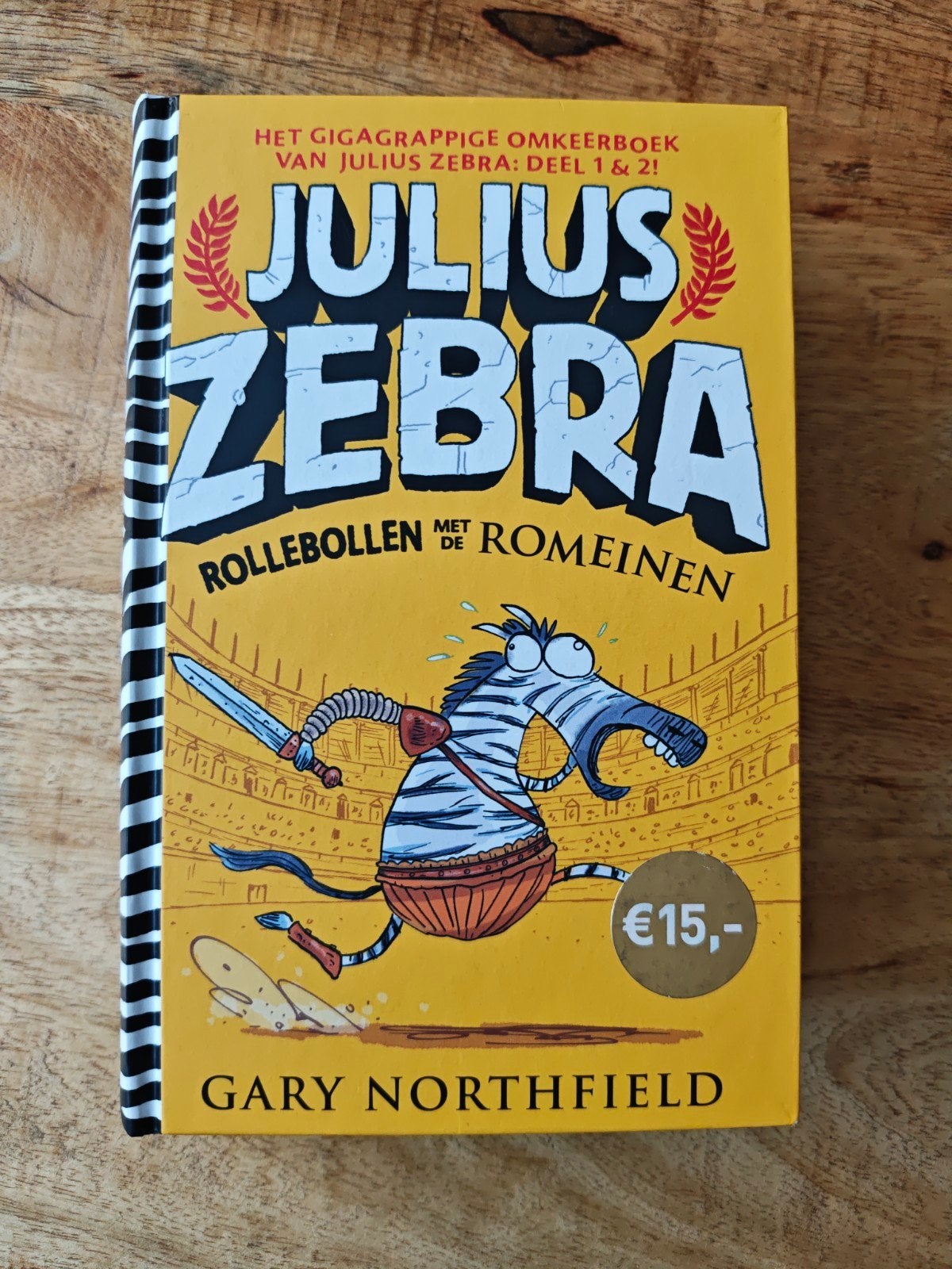 Julius Zebra - Rollebollen met de Romeinen | Kinderboek, Ophalen of Verzenden, Zo goed als nieuw, Gary Northfield, Fictie