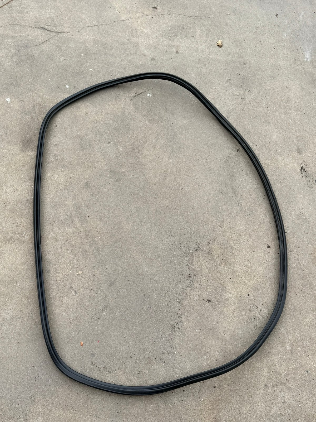 Toyota Corolla E12 Kofferbakrubber, Ophalen of Verzenden, Gebruikt, Toyota