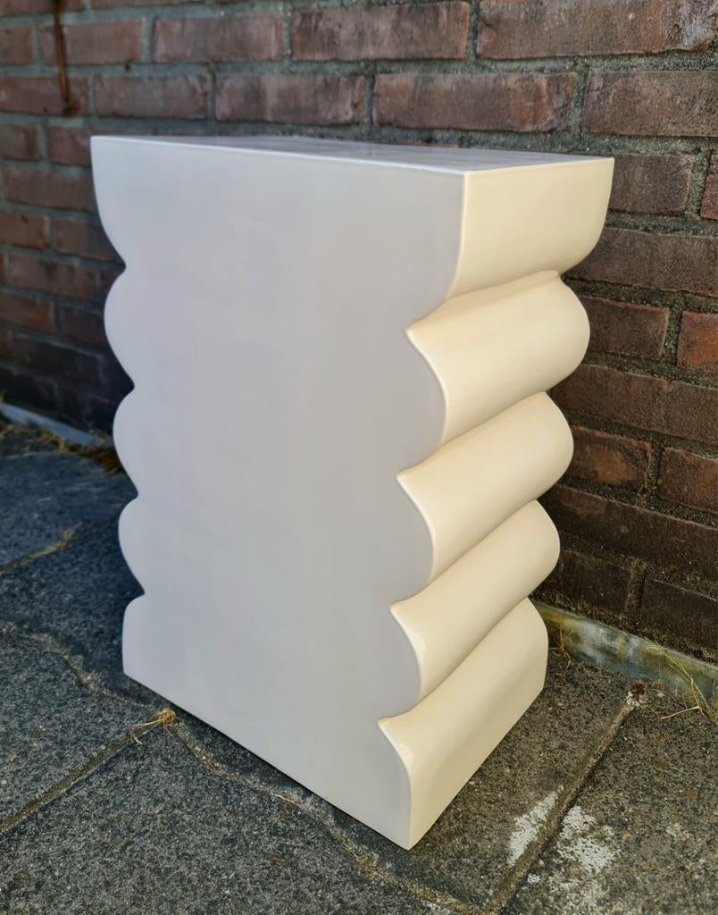 Zuiver Curves Shiny kruk bijzettafel zuil als nieuw mooi, Ophalen, Zo goed als nieuw
