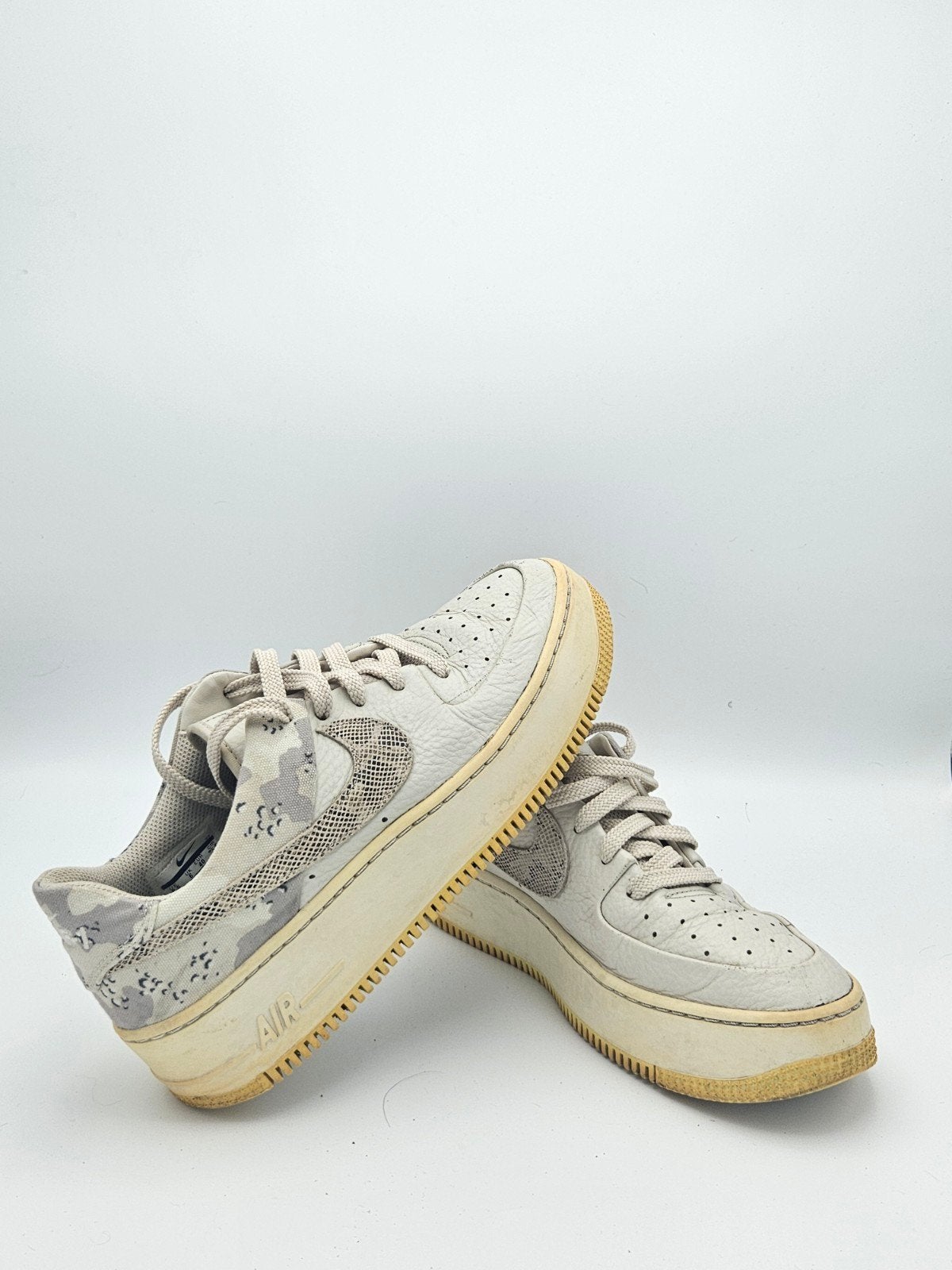 Nike Air Force 1 Low Pixel Desert Camo Dames Sneakers, Wit, Nike, Ophalen of Verzenden, Sneakers of Gympen