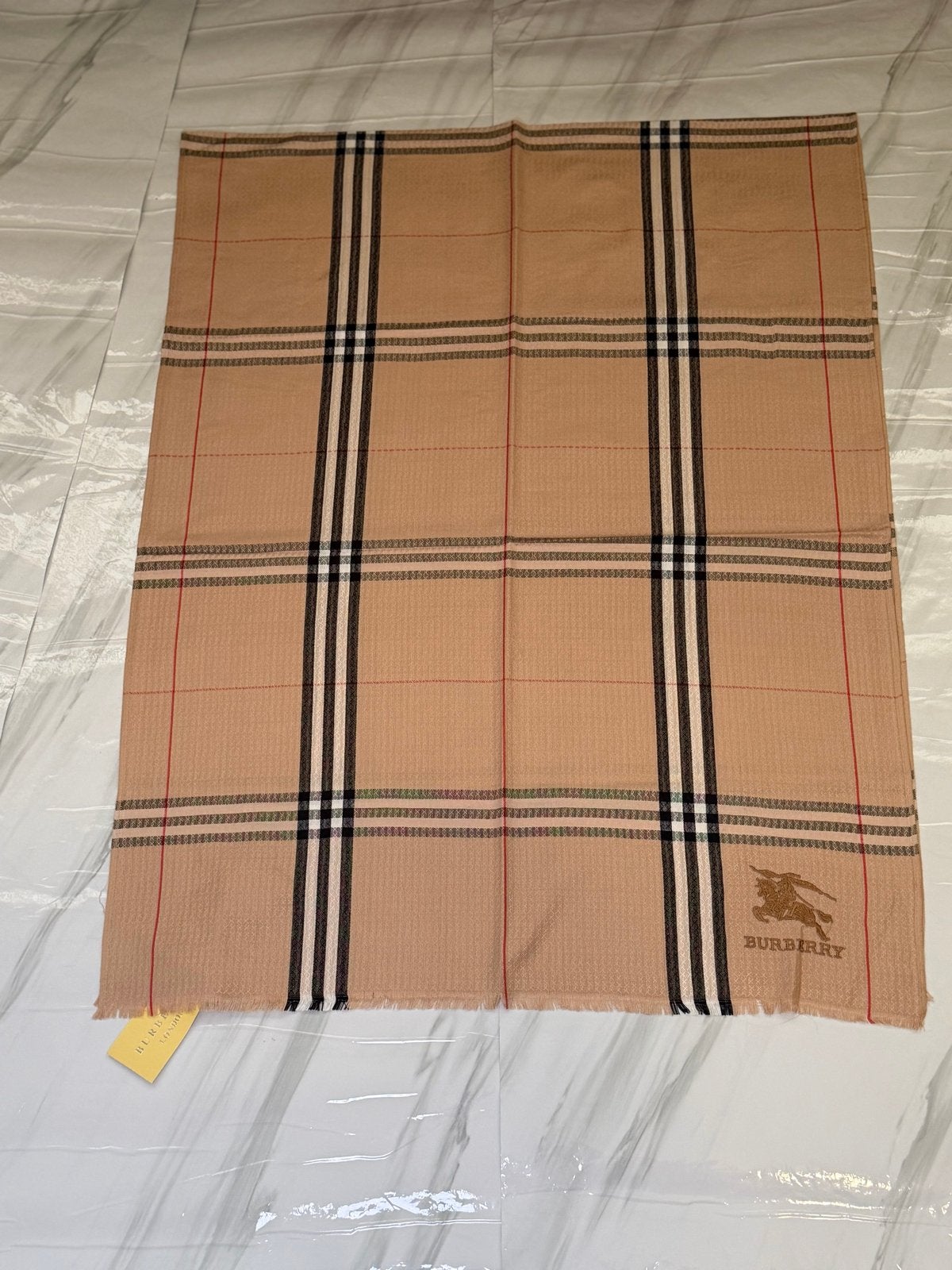 Burberry sjaal, Ophalen of Verzenden, Nieuw, Maat 36 (S), Sjaal