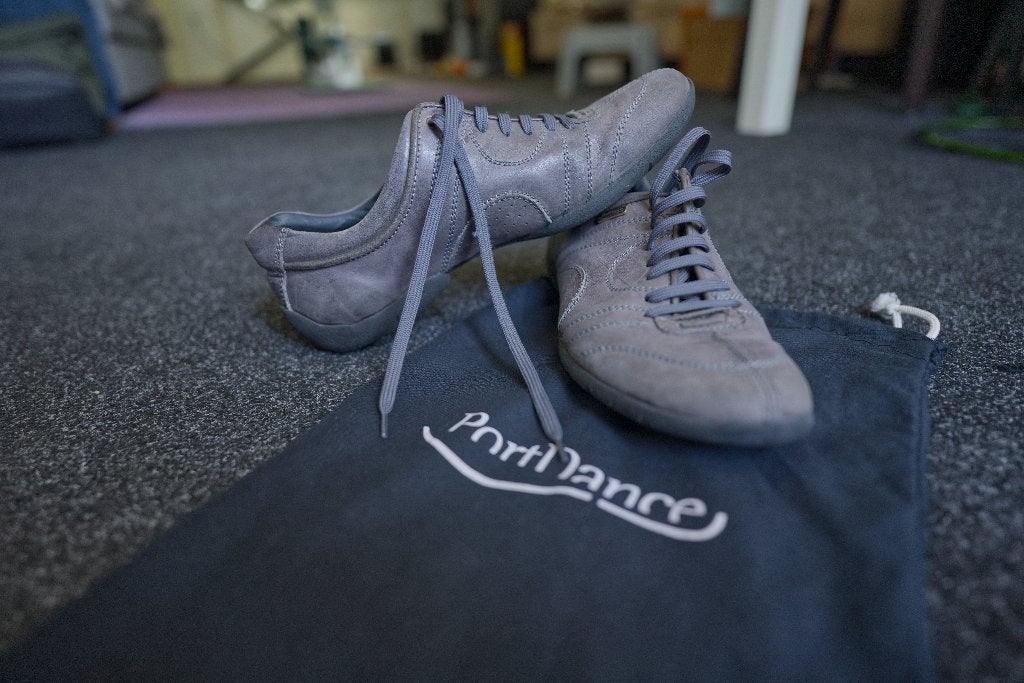 Portdance latin dansschoenen sneakers maat 43, Ophalen of Verzenden, Zo goed als nieuw, Schoenen