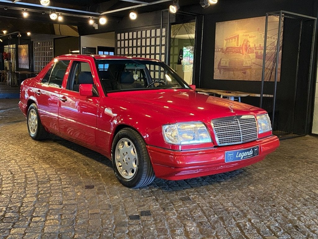Mercedes-Benz E-Klasse 320 E 320 W124 Berline GETRAG Manueel, Auto's, Bedrijf, Handgeschakeld, Sedan, LPG