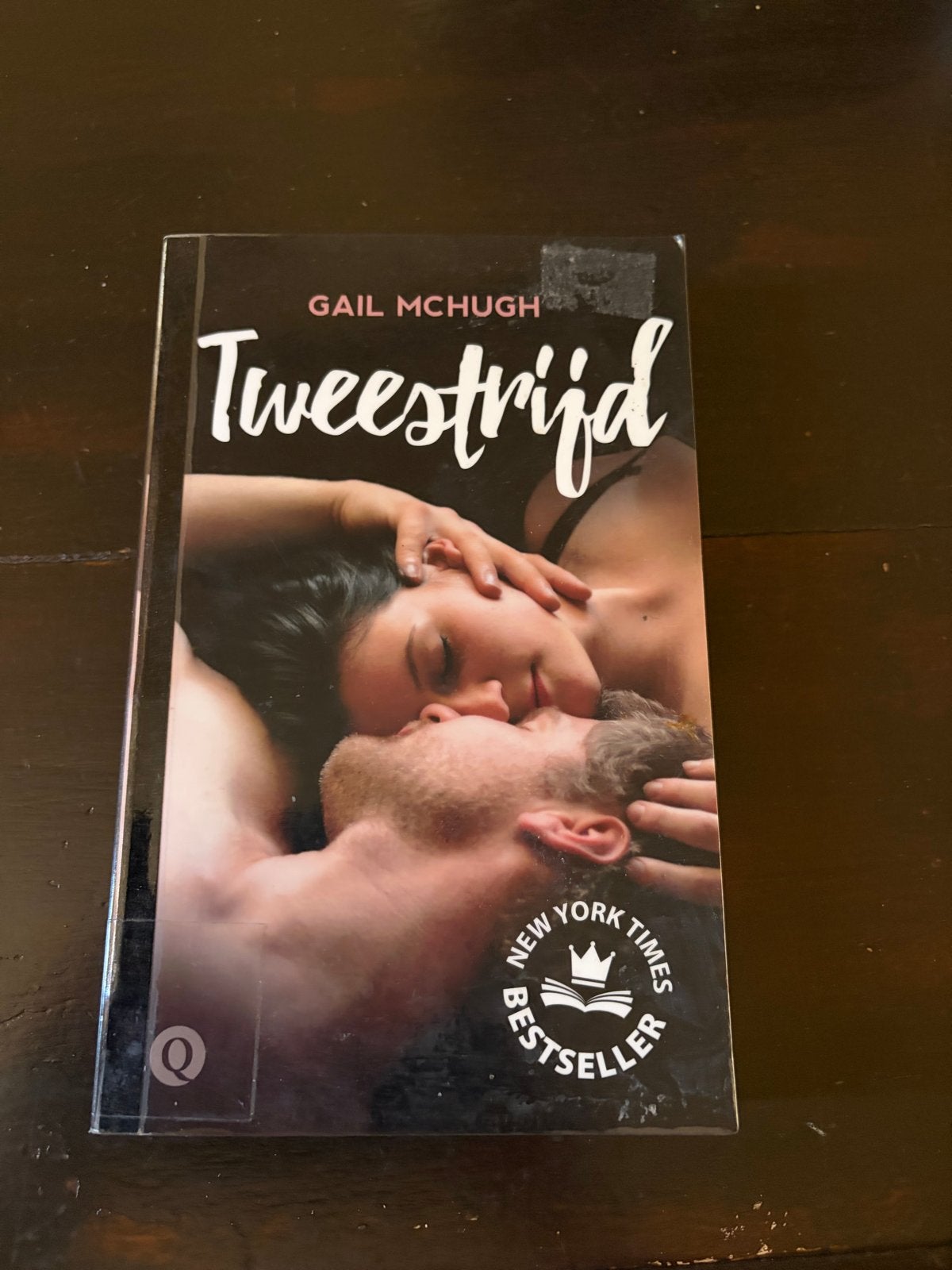 Gail McHugh - Tweestrijd, Ophalen of Verzenden, Zo goed als nieuw, Gail McHugh