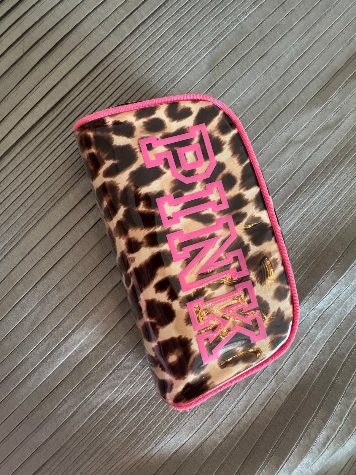 Victoria's Secret PINK Make-up Tasje Luipaardprint(moet weg), Ophalen of Verzenden, Zo goed als nieuw, Meerkleurig, Dame