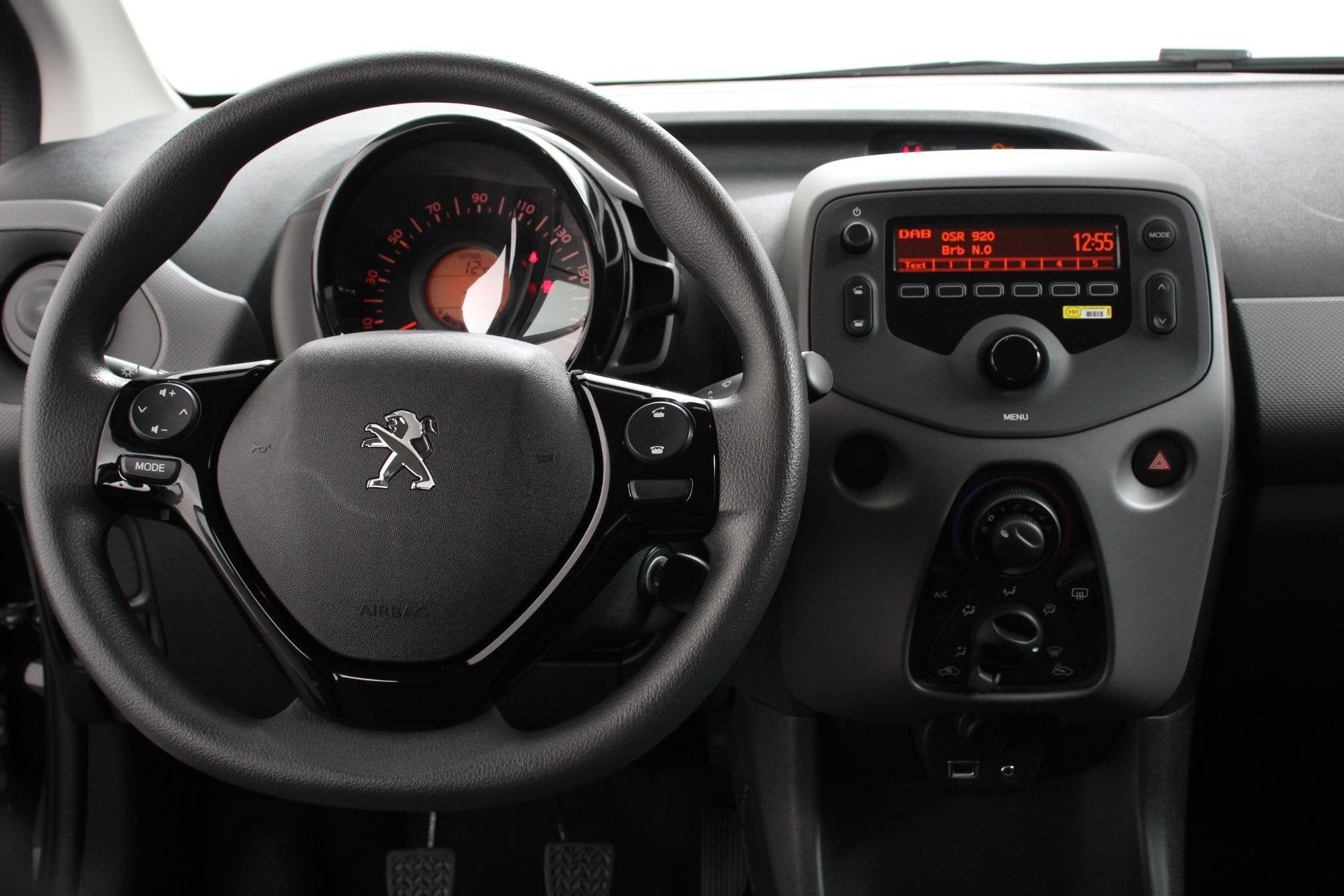 Peugeot 108 1.0 e-VTi Active Airco Bluetooth Led DAB 5 deurs, Auto's, Stof, Gebruikt, Euro 6, Bluetooth