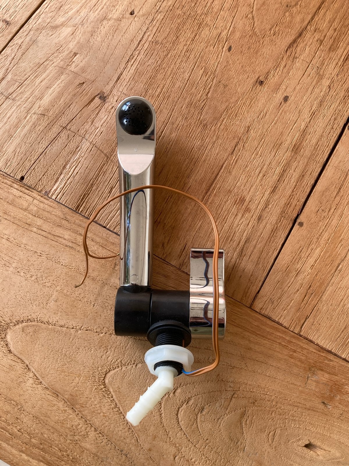 Chroom kraan met bediening voor waterpomp, Caravans en Kamperen, Ophalen of Verzenden, Nieuw