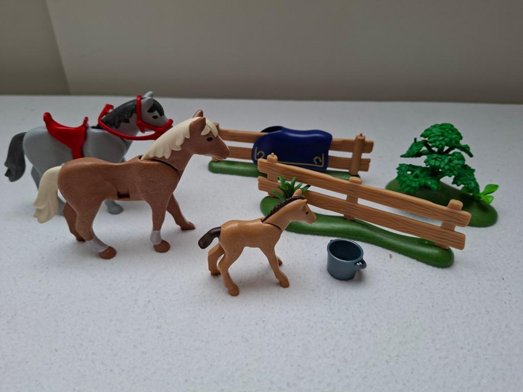 Playmobil 4188 Paarden en veulen met omheining, Kinderen en Baby's, Ophalen of Verzenden, Gebruikt, Complete set