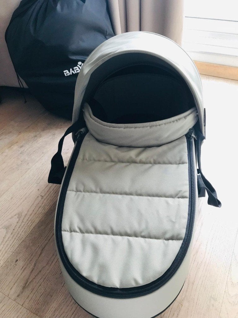 YoYo Babyzen bassinet (reiswieg) incl regenhoes, Ophalen, Zo goed als nieuw, Overige merken, Regenhoes