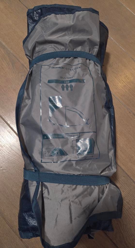 Quechua MH100 3-Persoons Kampeertent - Zo goed als nieuw, Caravans en Kamperen, Ophalen, Zo goed als nieuw, Tot en met 3