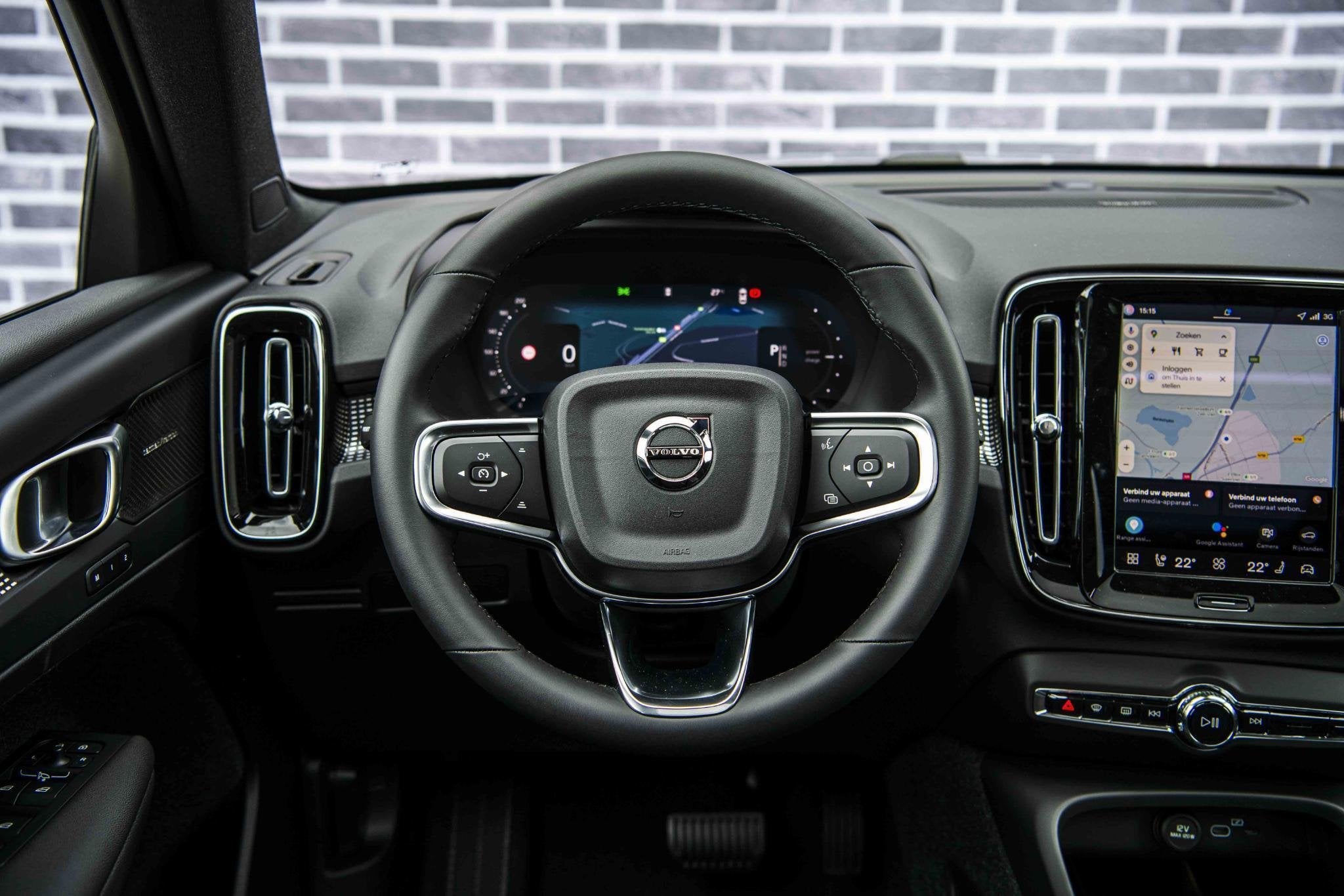 Volvo EX40 Single Motor Ext. Range Ultra Bl. Ed Eur. 82 kWh, Automaat, 12 maanden, Achterwielaandrijving, Blauw