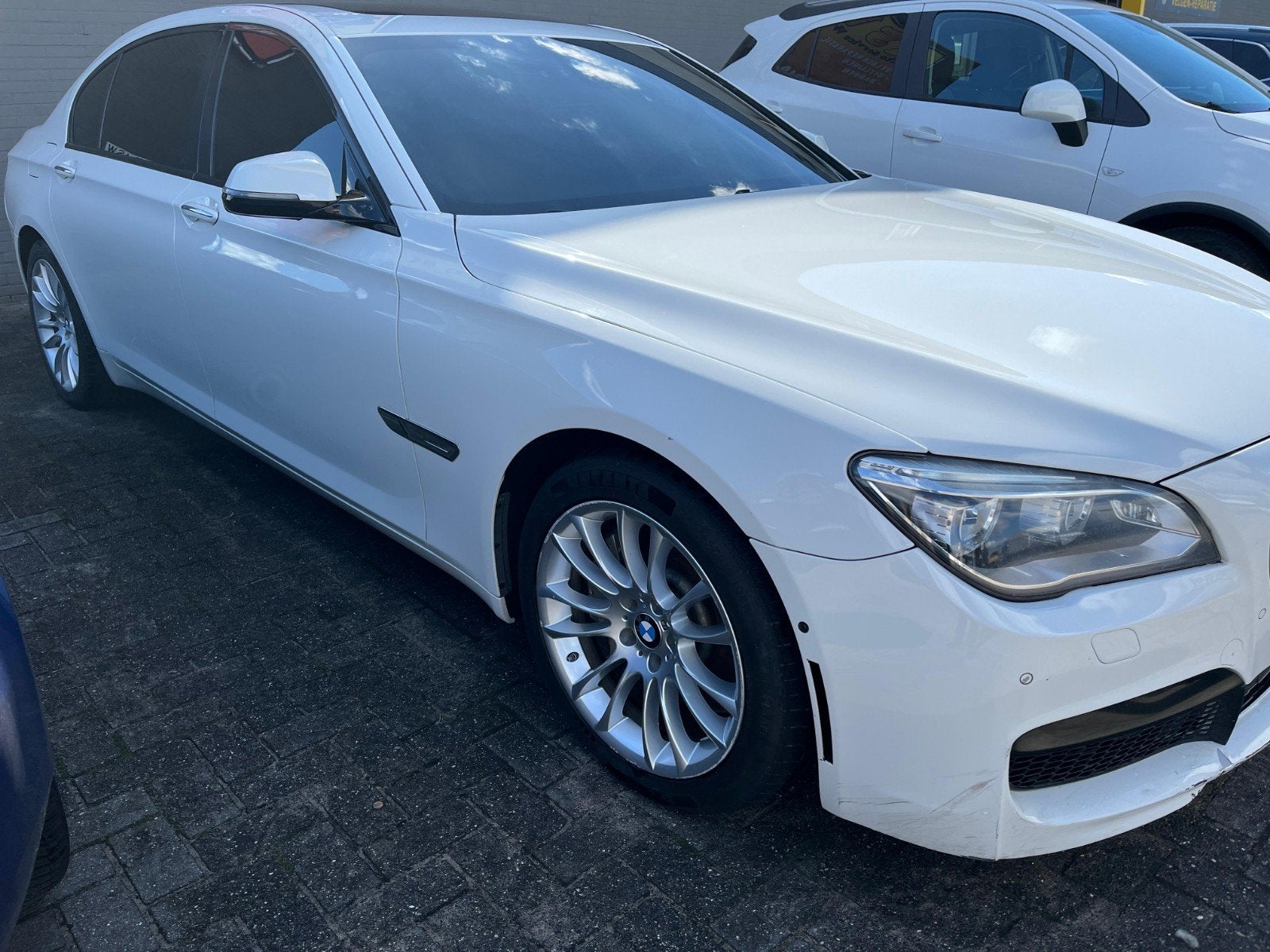 bmw 750li m-sport x-drive 450pk 2015, Auto's, Automaat, 8 cilinders, Wit, Leder